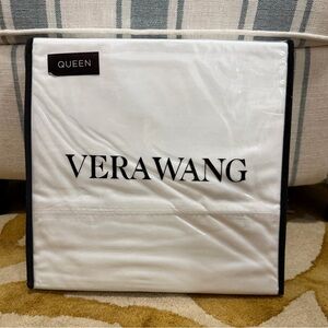 Vera Wang Luxurious Satin Weave Queen Sheet Set - White